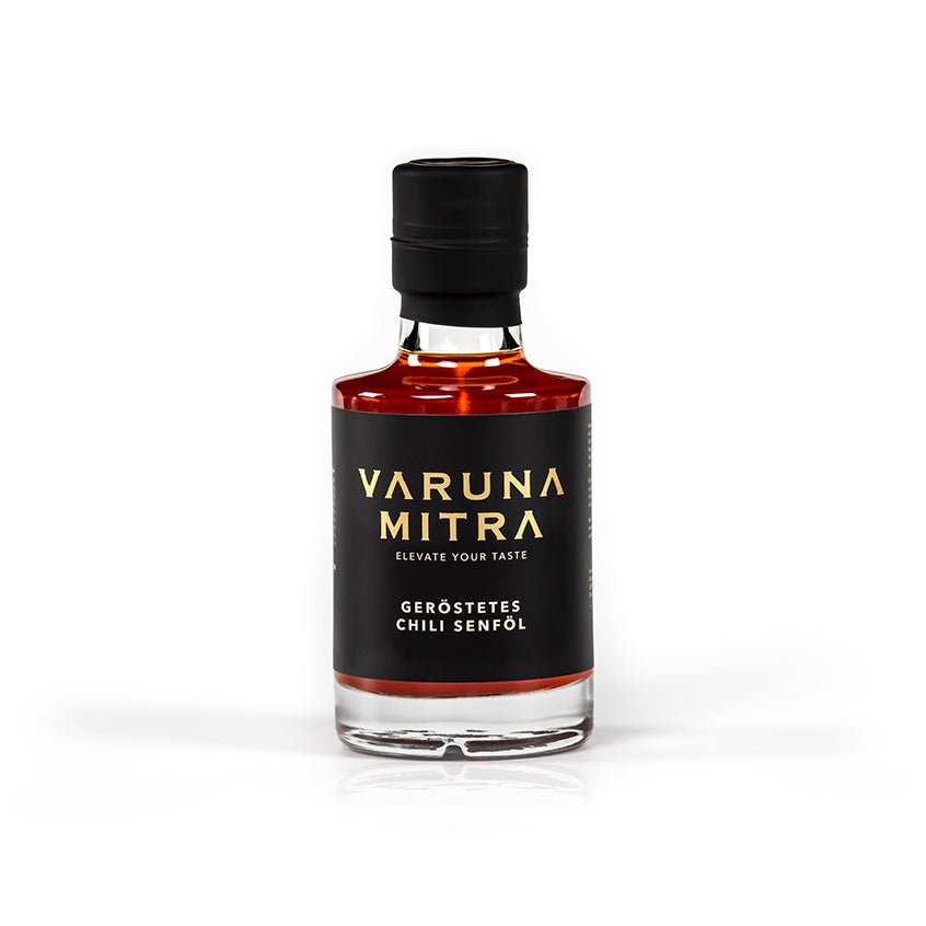 Varuna Mitra Chili Oel Flasche Produktfoto auf weiß